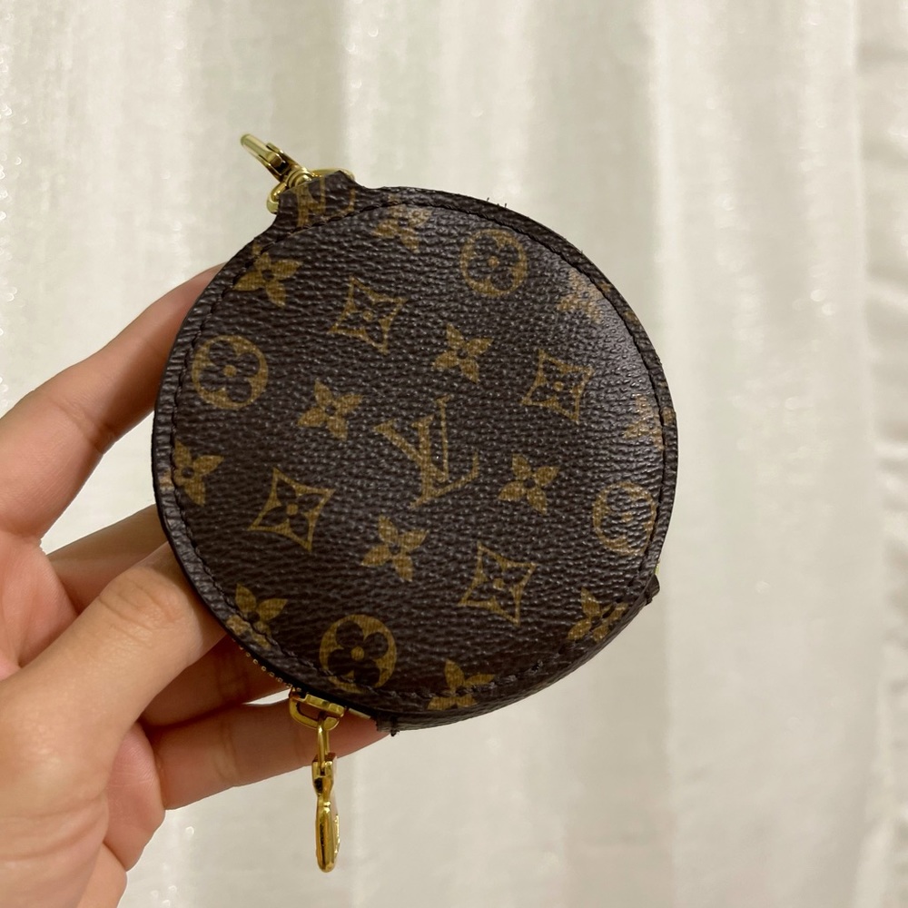 Louis Vuitton Pouch